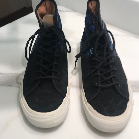 Van’s Tribal Design Hightop Suede Shoes (RARE) - Picture 4 of 4